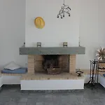 Ξενοδοχείο με διαμερίσματα Remvi 3*