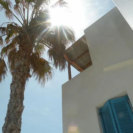 Remvi Studios Aparthotel