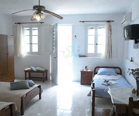 Remvi Studios Aparthotel Pounda