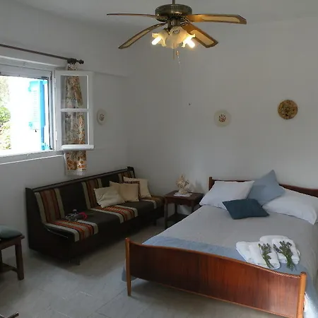 Aparthotel Remvi Studios 3*