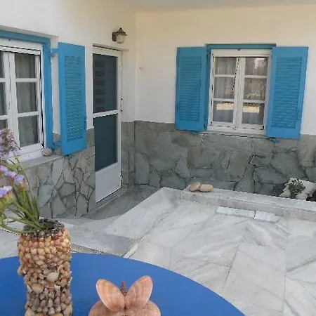 Aparthotel Remvi Studios 3*