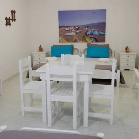 Remvi Studios Aparthotel Pounda